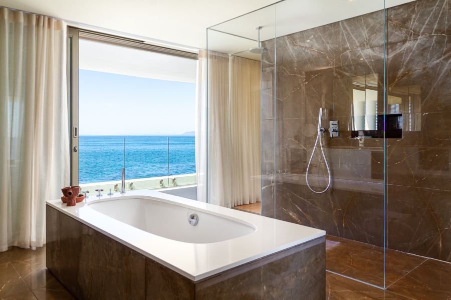 To Let 3 Bedroom Property for Rent in Mouille Point Western Cape